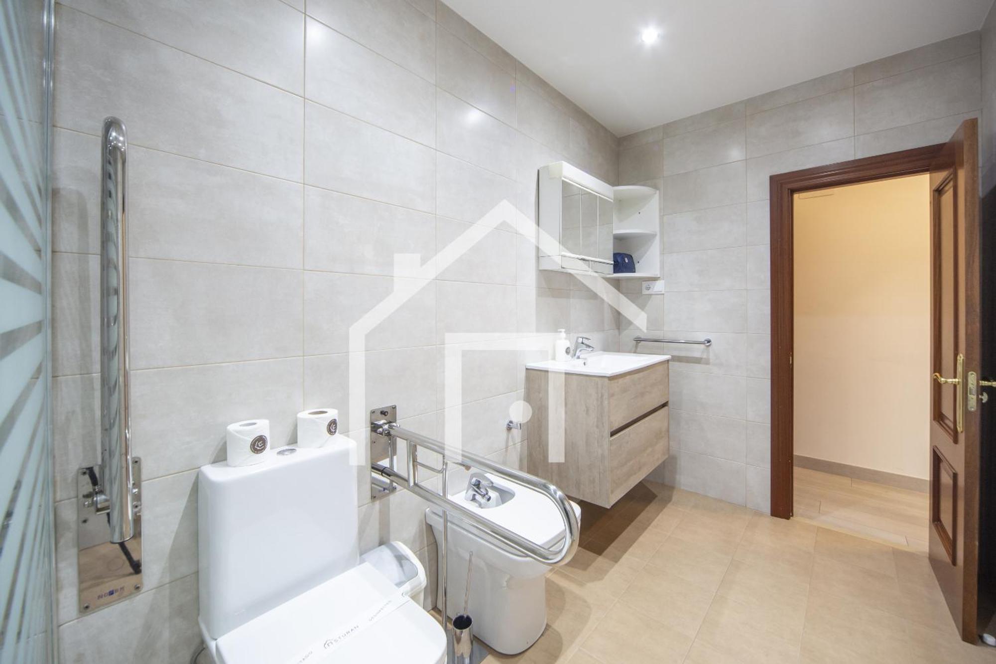 Atico Quintana II - Con Terraza, En El Centro Con Wifi Y Garaje Lejlighed Oviedo Eksteriør billede